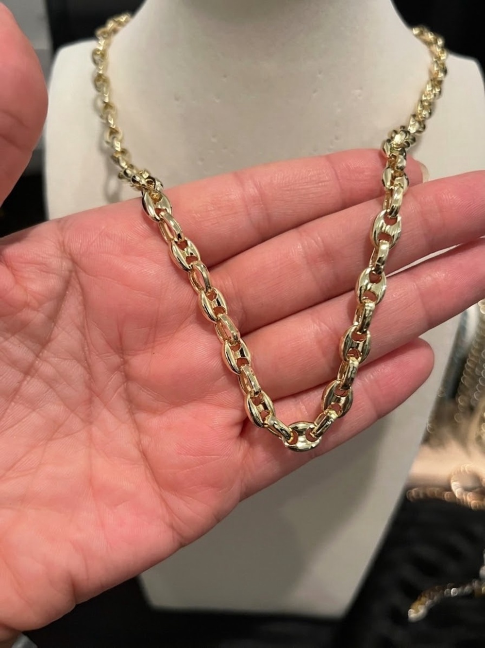 New 14K Gold Filled Puffed Mariner Link Necklace - Women's Gold Chain - 22 inch - Picture 4 of 5